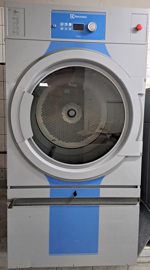 Frontaltrockner Electrolux T5500, 30,5kg, Erdgas, Bj. 2019 (1)